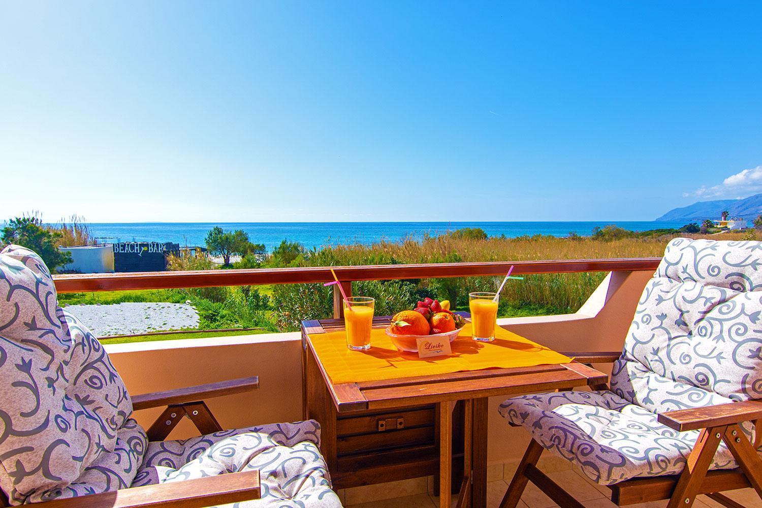 Liviko Beach Apartments - Only Adults فراكوكاستيلو المظهر الخارجي الصورة